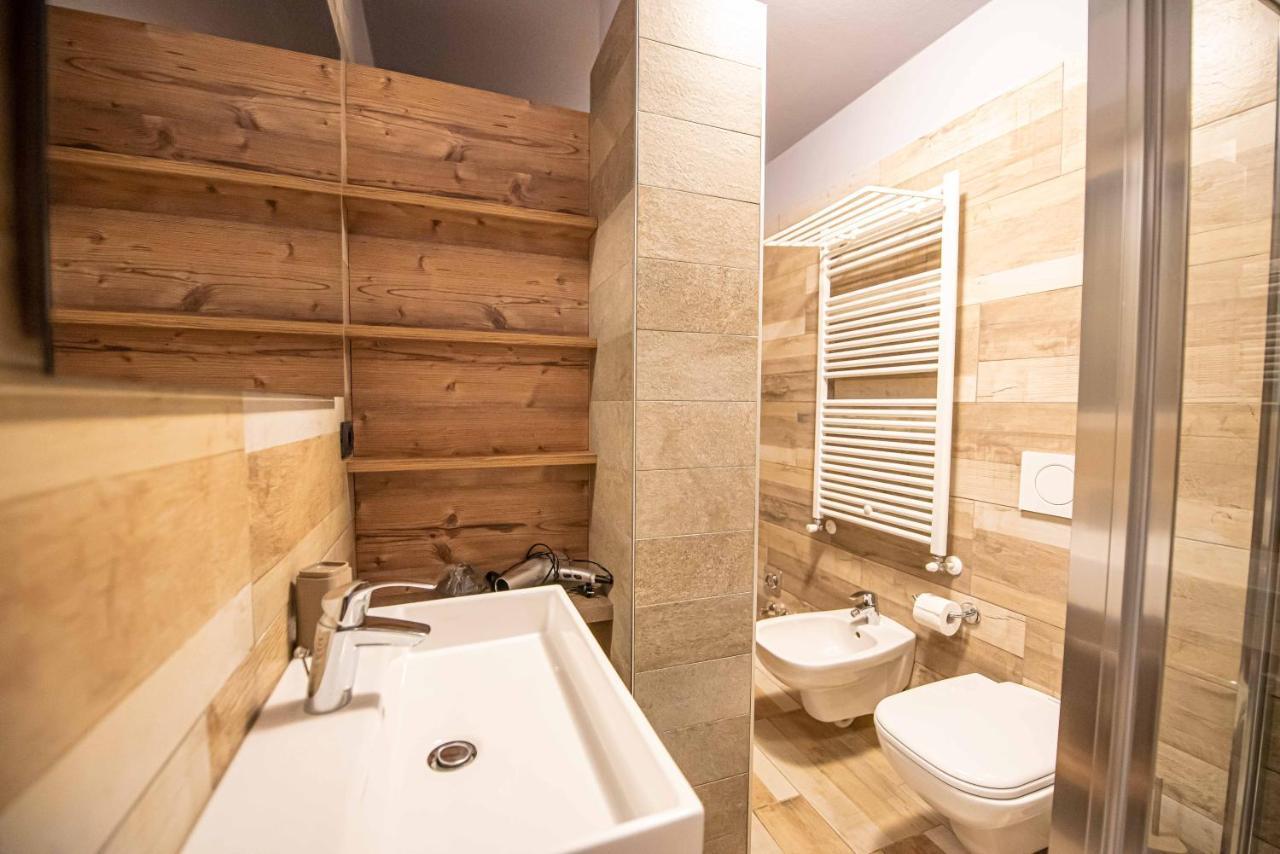 Chalet Colombo Myholidaylivigno Exteriör bild